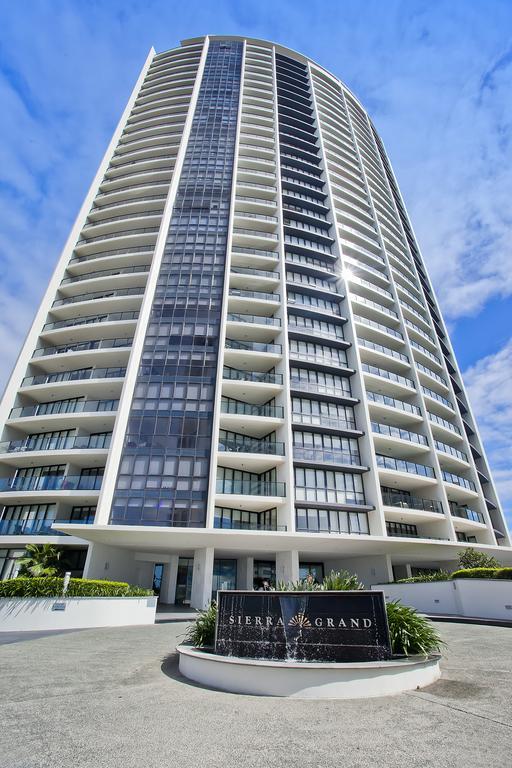 Sierra Grand Broadbeach - Gclr Gold Coast Exterior photo